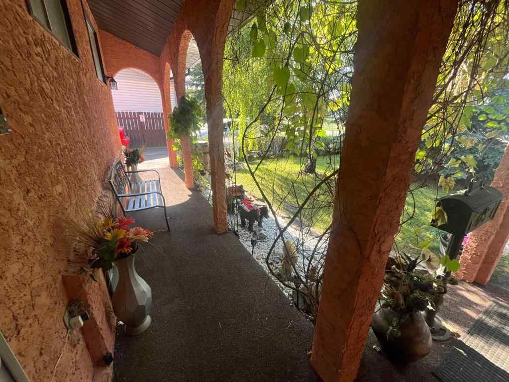 MLS® A2253704 - 565 Mountain Street  in Mountain View Hinton, Residential