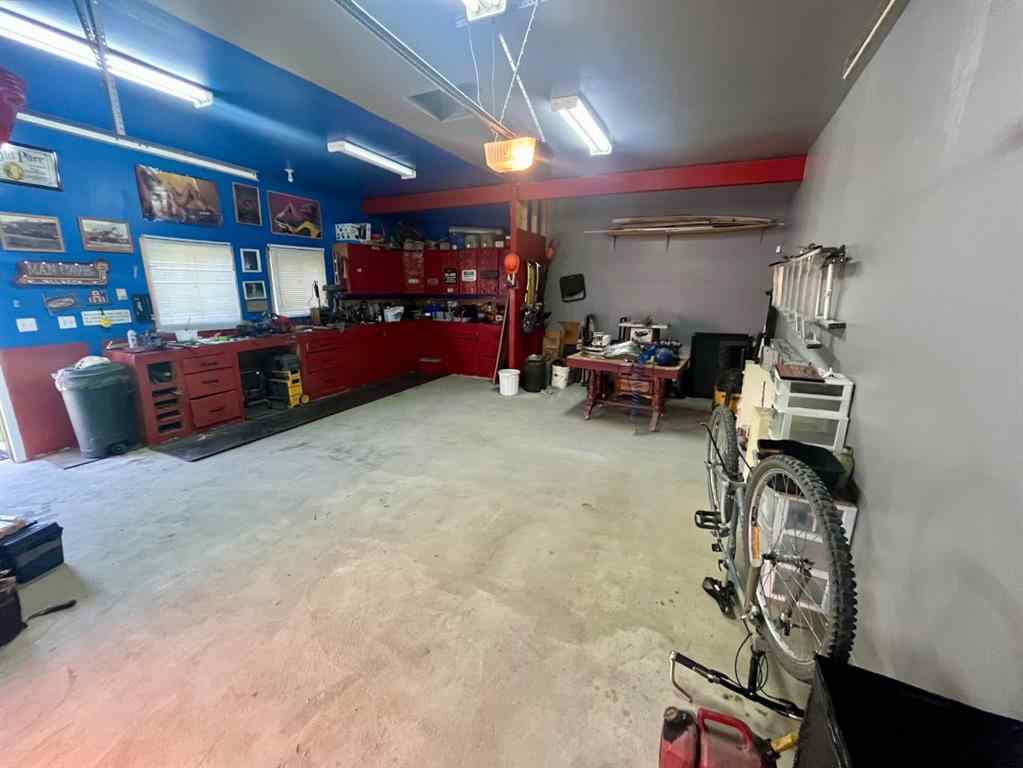 MLS® A2253704 - 565 Mountain Street  in Mountain View Hinton, Residential