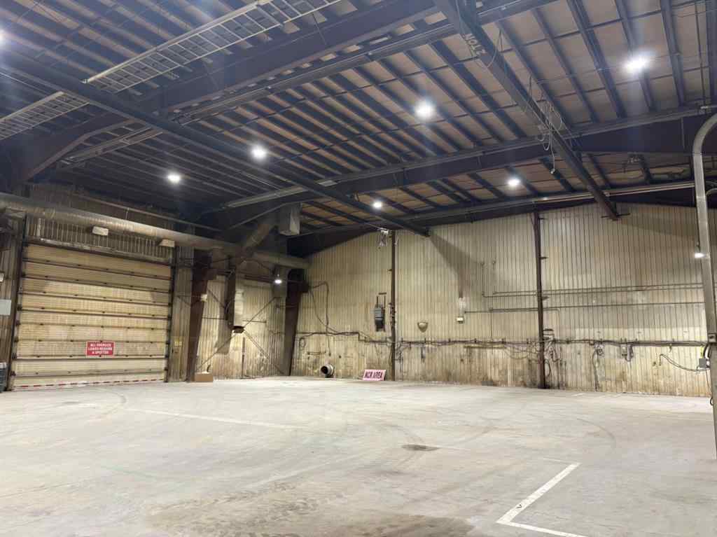 MLS® A2253705 - 5812 48 Avenue  in NONE Olds, Commercial
