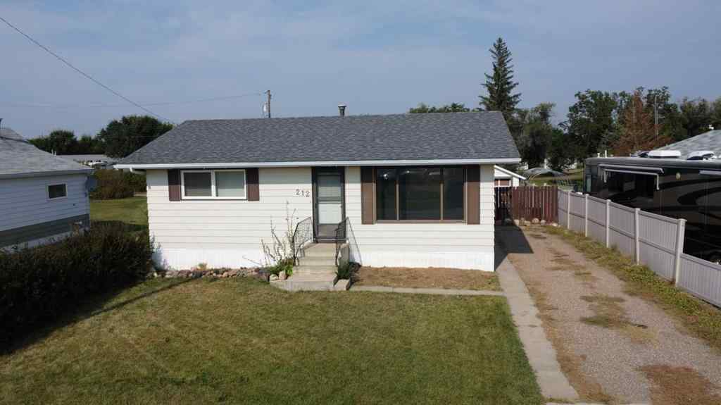 MLS® A2253707 - 212 5 Avenue SE in NONE Youngstown, Residential