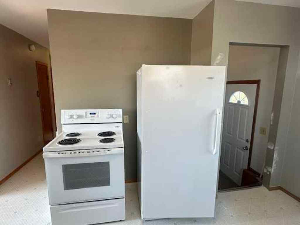 MLS® A2253707 - 212 5 Avenue SE in NONE Youngstown, Residential