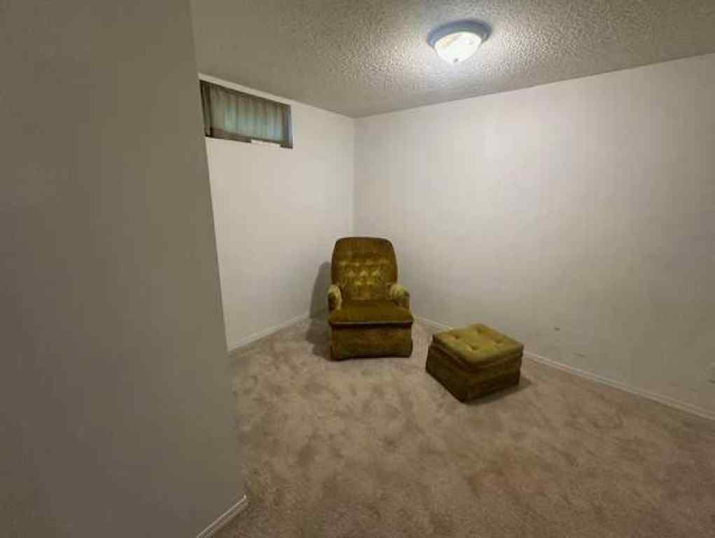 MLS® A2253707 - 212 5 Avenue SE in NONE Youngstown, Residential