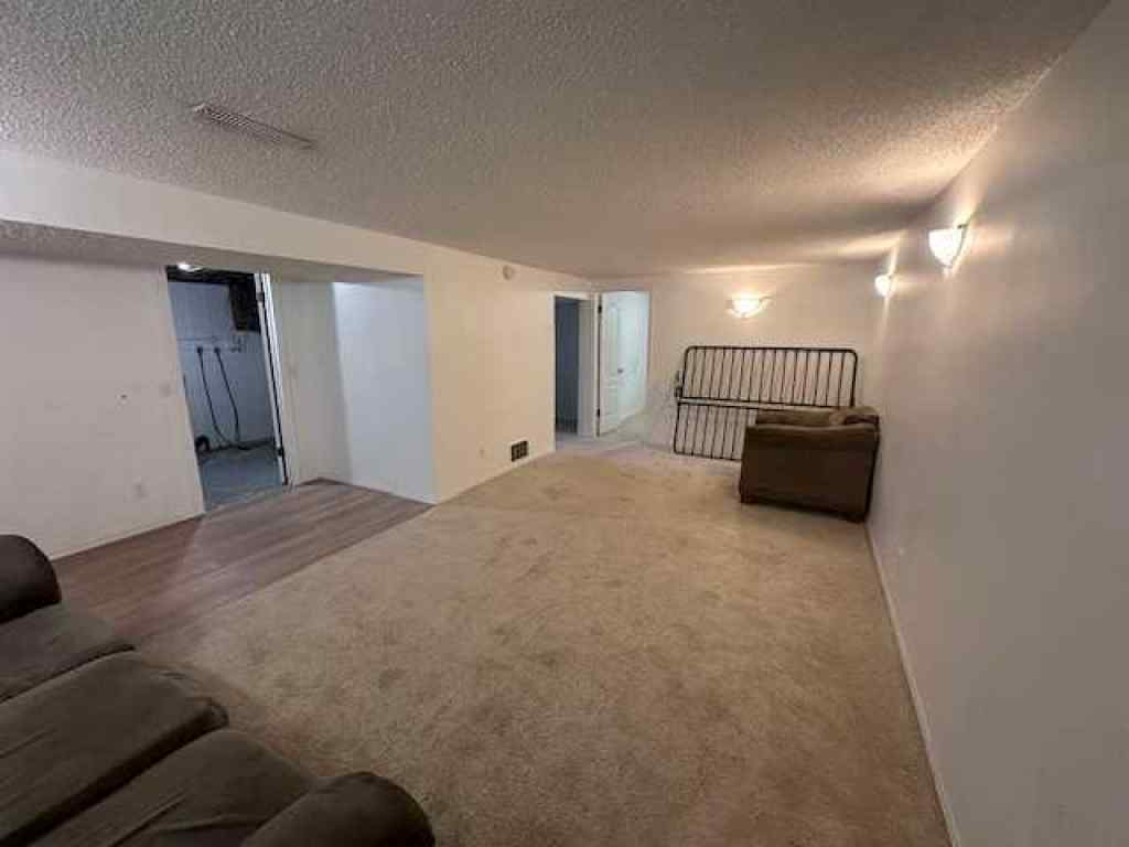 MLS® A2253707 - 212 5 Avenue SE in NONE Youngstown, Residential