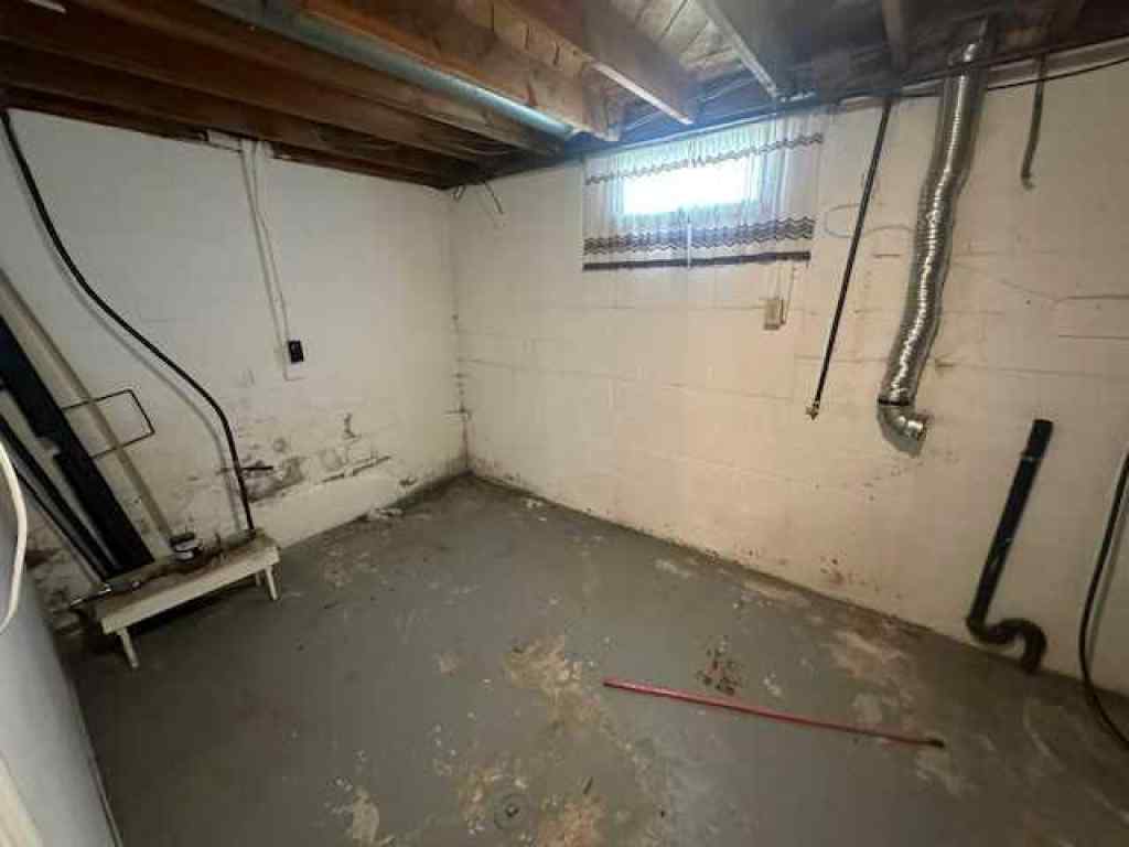 MLS® A2253707 - 212 5 Avenue SE in NONE Youngstown, Residential