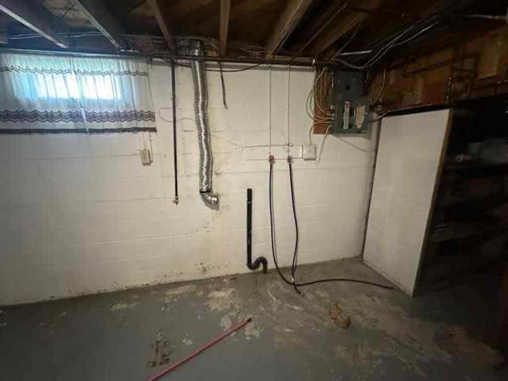 MLS® A2253707 - 212 5 Avenue SE in NONE Youngstown, Residential