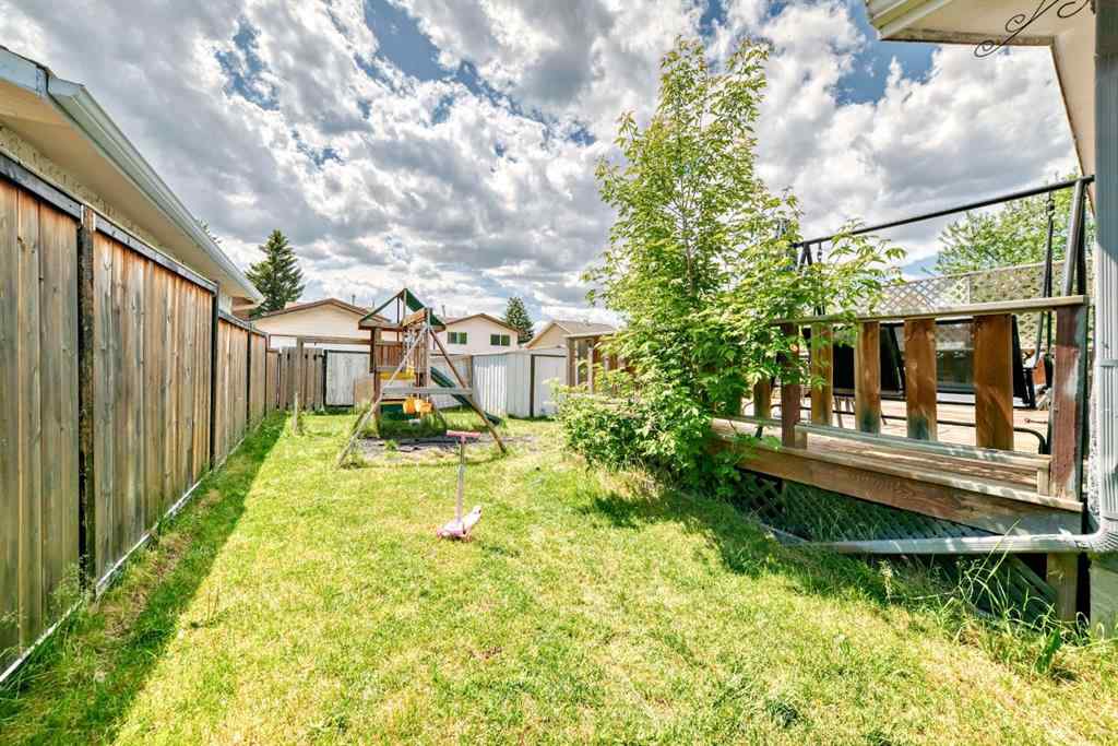 MLS® A2253709 - 6907 4 Avenue NE in Abbeydale Calgary, Residential