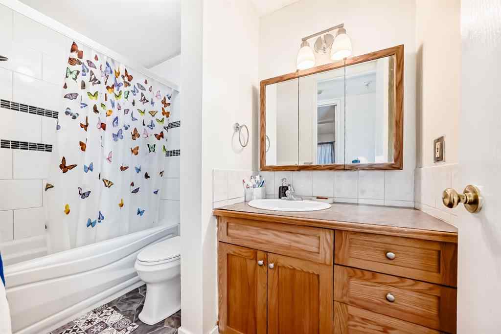 MLS® A2253709 - 6907 4 Avenue NE in Abbeydale Calgary, Residential