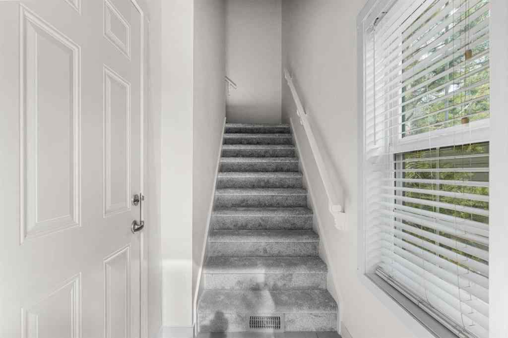 MLS® A2253710 - 202 Nolanfield Villas NW in Nolan Hill Calgary, Residential