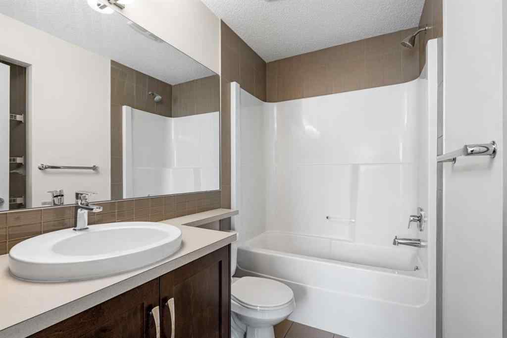 MLS® A2253710 - 202 Nolanfield Villas NW in Nolan Hill Calgary, Residential