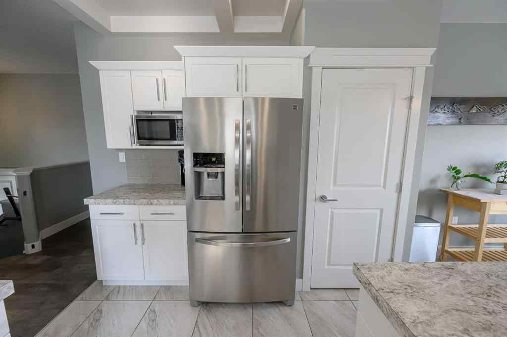 MLS® A2253714 - 10601 113 Street  in Westgate Grande Prairie, Residential