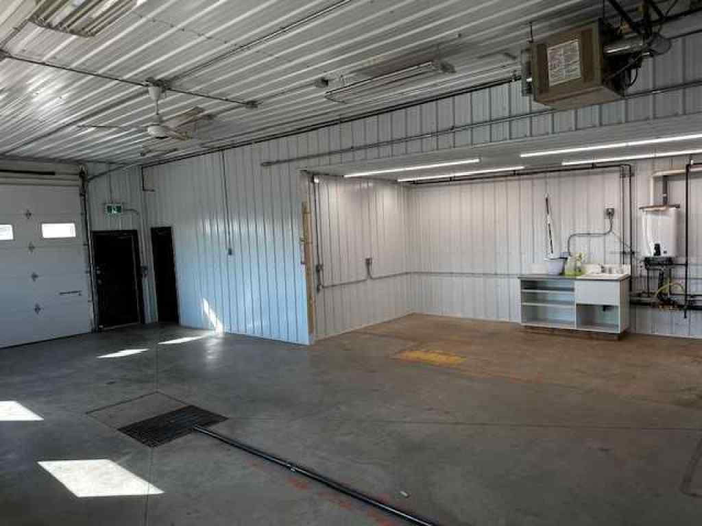 MLS® A2253715 - Unit #B 10424 96 Avenue  in College Park Grande Prairie, Commercial