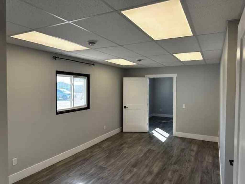 MLS® A2253715 - Unit #B 10424 96 Avenue  in College Park Grande Prairie, Commercial