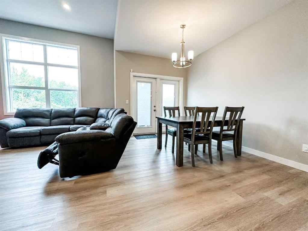 MLS® A2253716 - 4438 Van Eaton Way  in NONE Clive, Residential