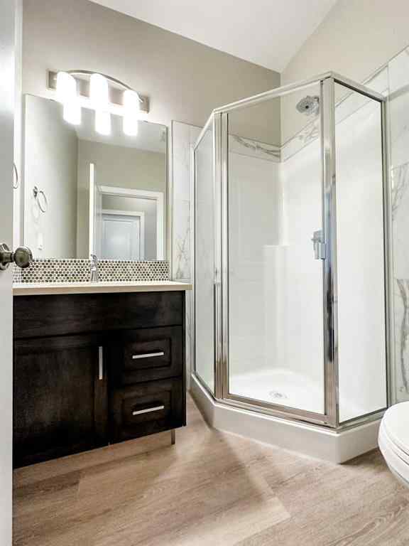 MLS® A2253716 - 4438 Van Eaton Way  in NONE Clive, Residential