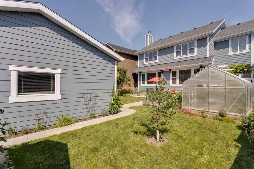 MLS® A2253717 - 417 29 Avenue NW in Mount Pleasant Calgary, Residential