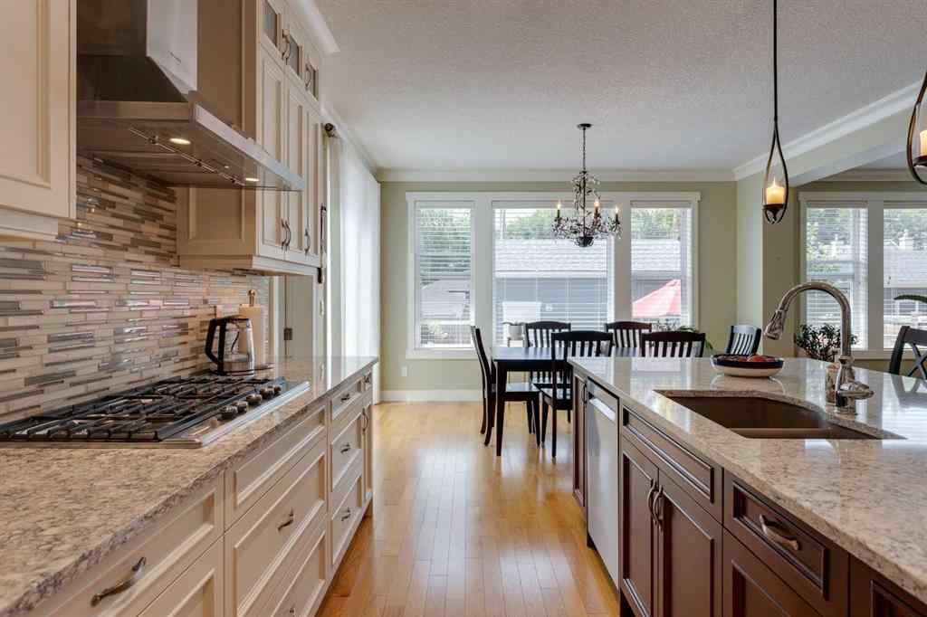 MLS® A2253717 - 417 29 Avenue NW in Mount Pleasant Calgary, Residential