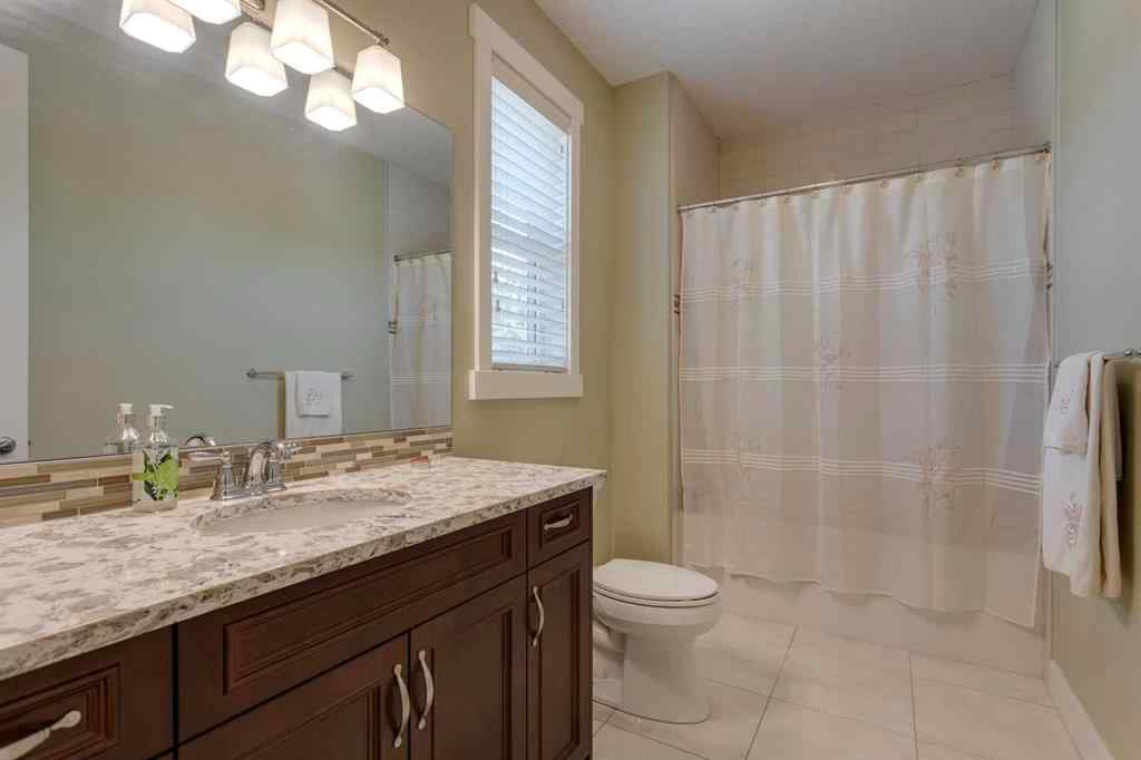 MLS® A2253717 - 417 29 Avenue NW in Mount Pleasant Calgary, Residential