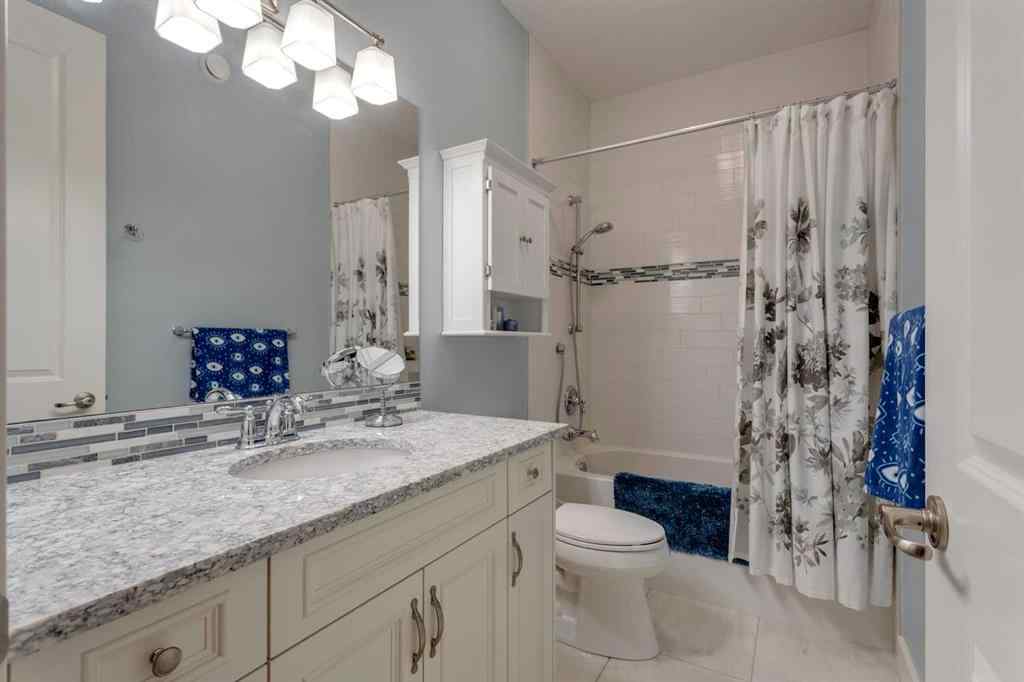 MLS® A2253717 - 417 29 Avenue NW in Mount Pleasant Calgary, Residential