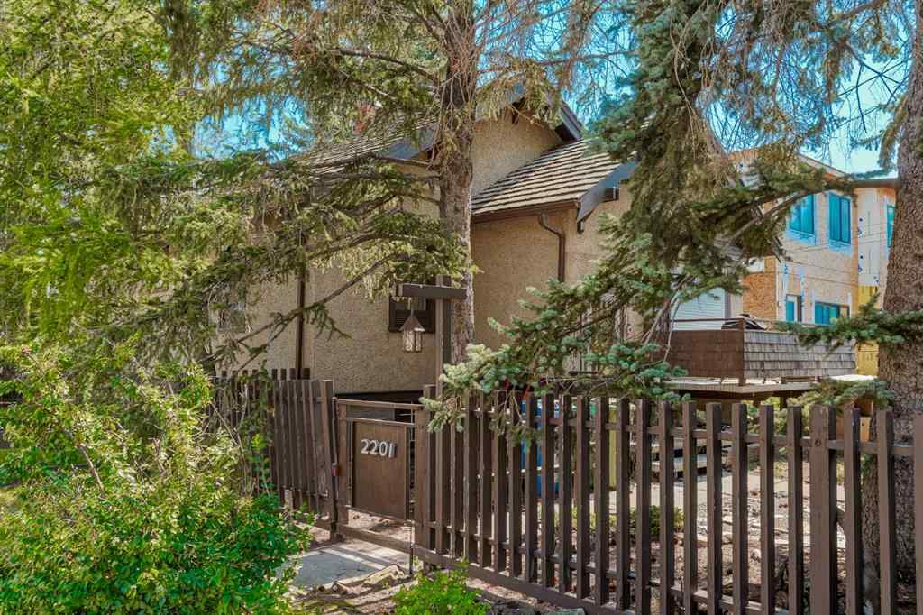MLS® A2253718 - 2201 26A Street SW in Killarney/Glengarry Calgary, Residential