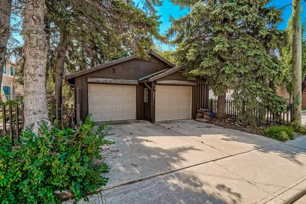 MLS® A2253718 - 2201 26A Street SW in Killarney/Glengarry Calgary, Residential