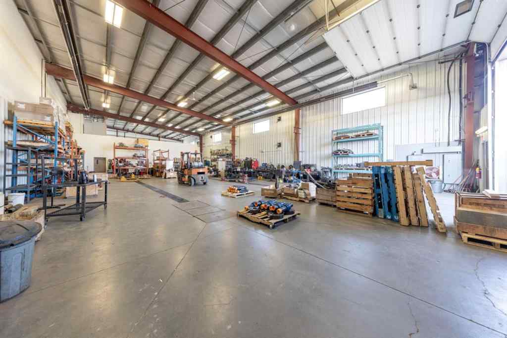 MLS® A2253719 - 7156 56 Street   in Hill Industrial Lloydminster, Commercial