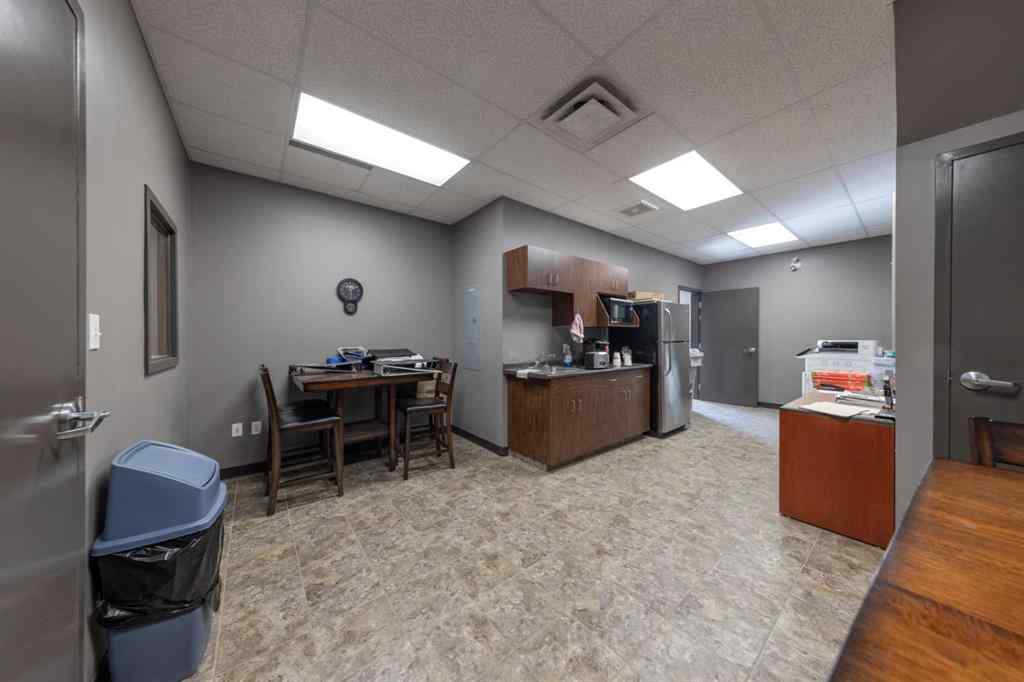 MLS® A2253719 - 7156 56 Street   in Hill Industrial Lloydminster, Commercial