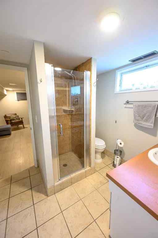 MLS® A2253725 - 8607 99A Street  in Highland Park Grande Prairie, Residential