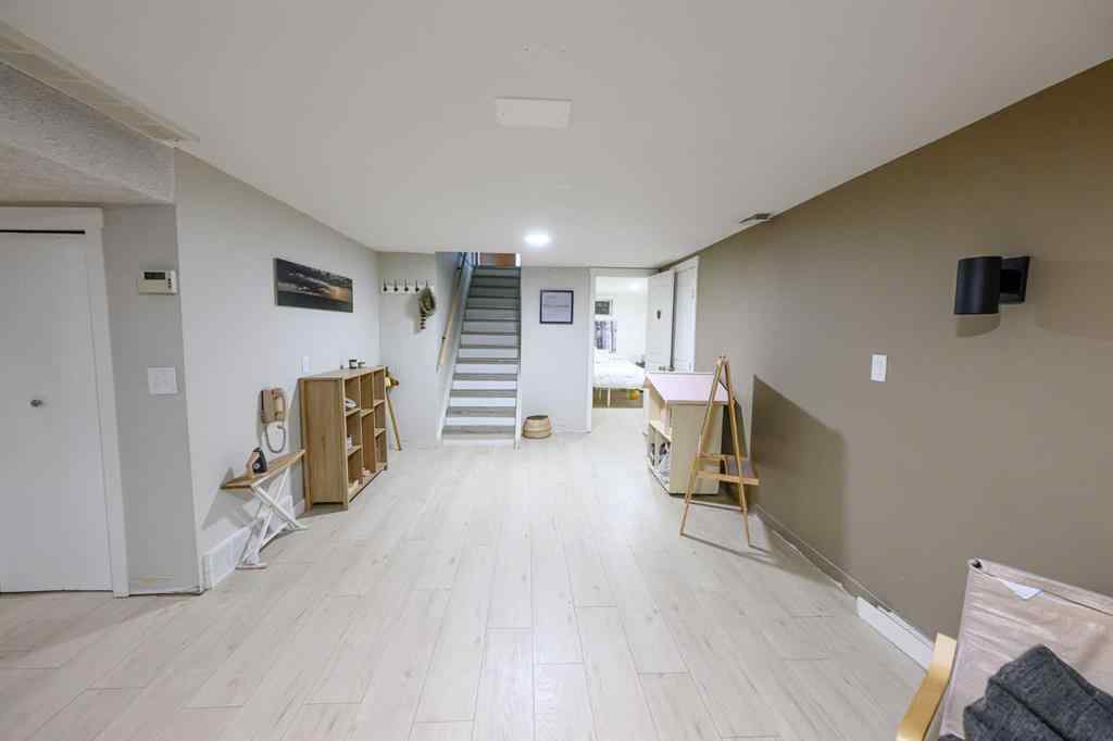 MLS® A2253725 - 8607 99A Street  in Highland Park Grande Prairie, Residential