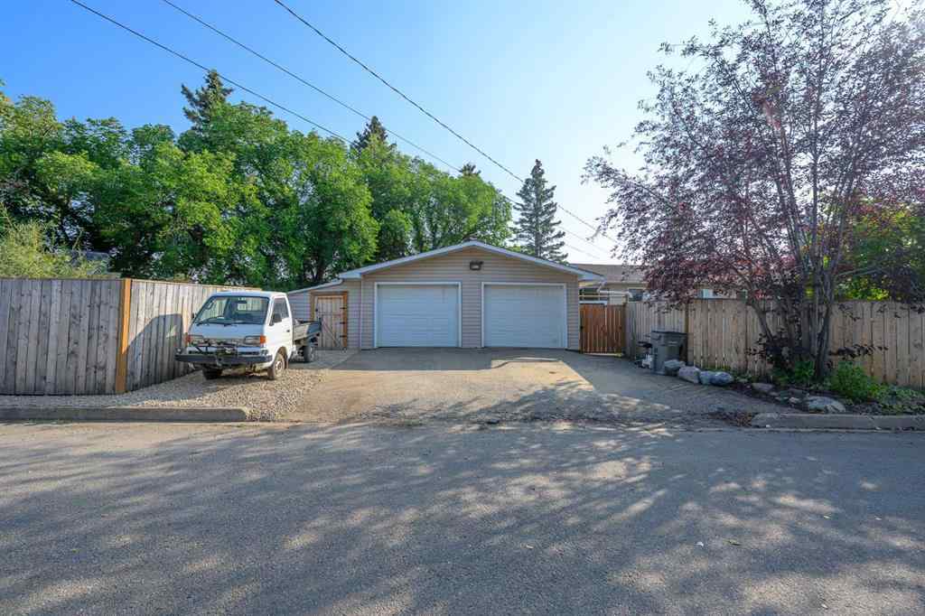 MLS® A2253725 - 8607 99A Street  in Highland Park Grande Prairie, Residential