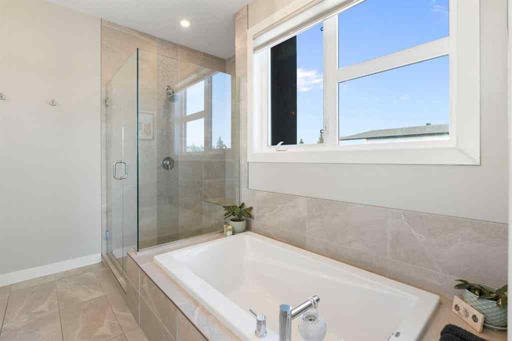 MLS® A2253727 - 4613 72 Street NW in Bowness Calgary, Residential