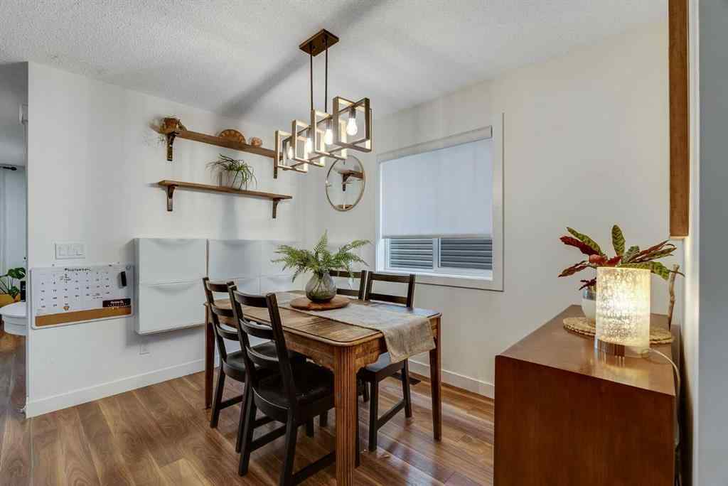 MLS® A2253732 - 1064 Kings Heights Road SE in Kings Heights Airdrie, Residential