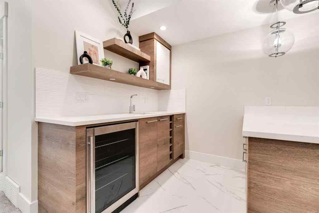 MLS® A2253739 - 2420 27 Avenue NW in Banff Trail Calgary, Residential