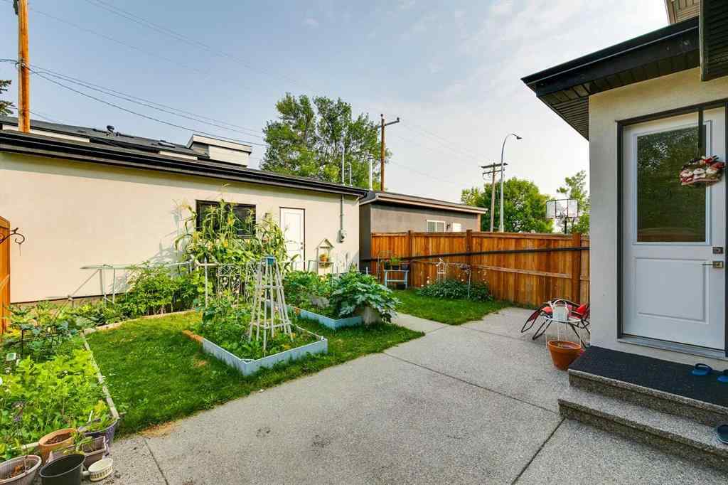 MLS® A2253739 - 2420 27 Avenue NW in Banff Trail Calgary, Residential