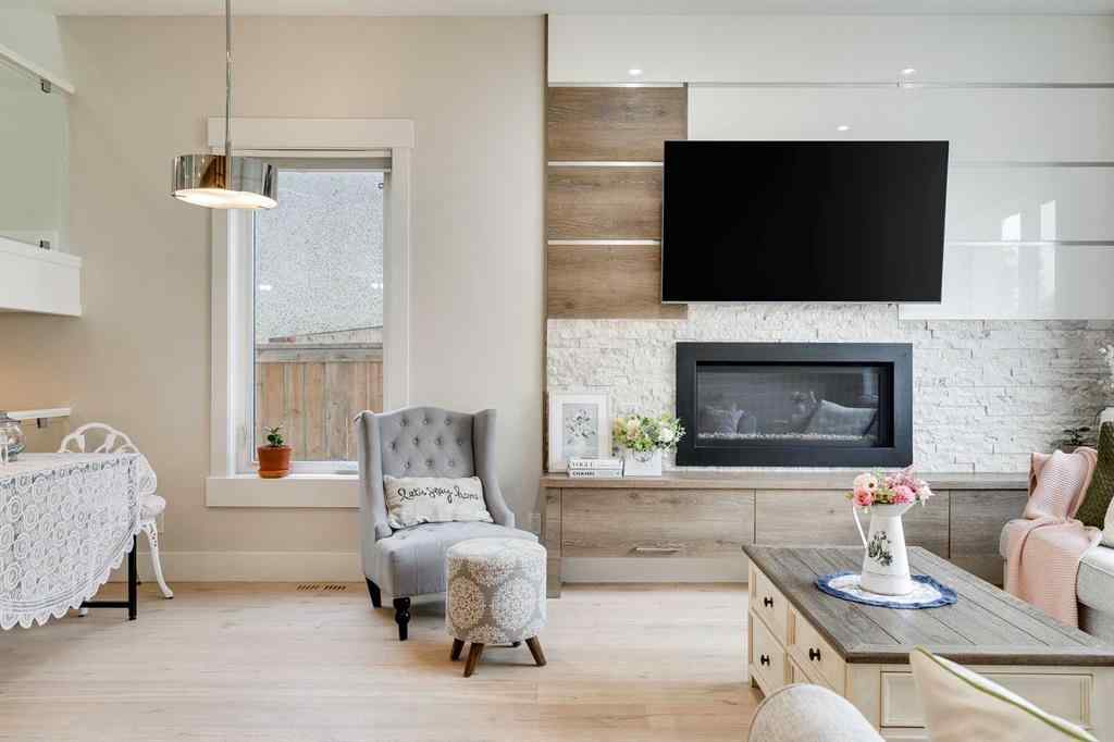 MLS® A2253739 - 2420 27 Avenue NW in Banff Trail Calgary, Residential