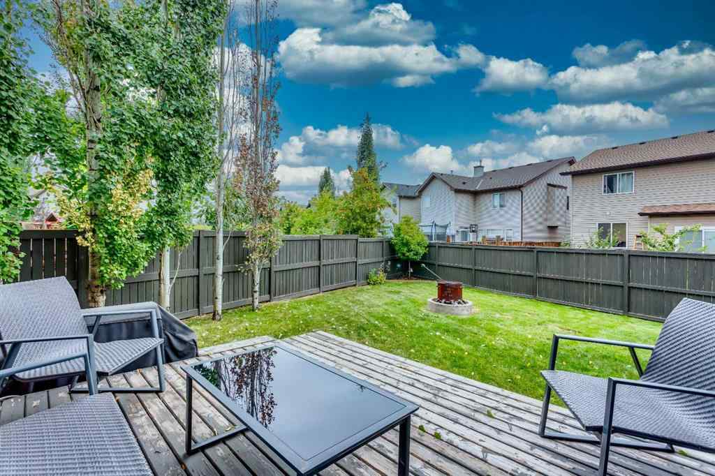 MLS® A2253745 - 332 New Brighton Place SE in New Brighton Calgary, Residential