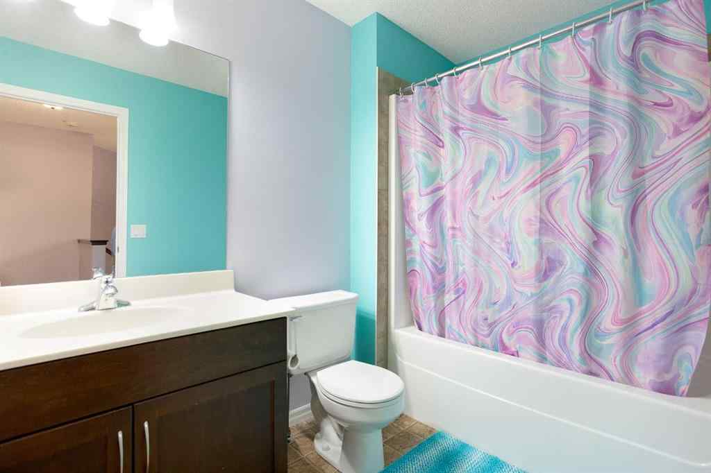 MLS® A2253745 - 332 New Brighton Place SE in New Brighton Calgary, Residential