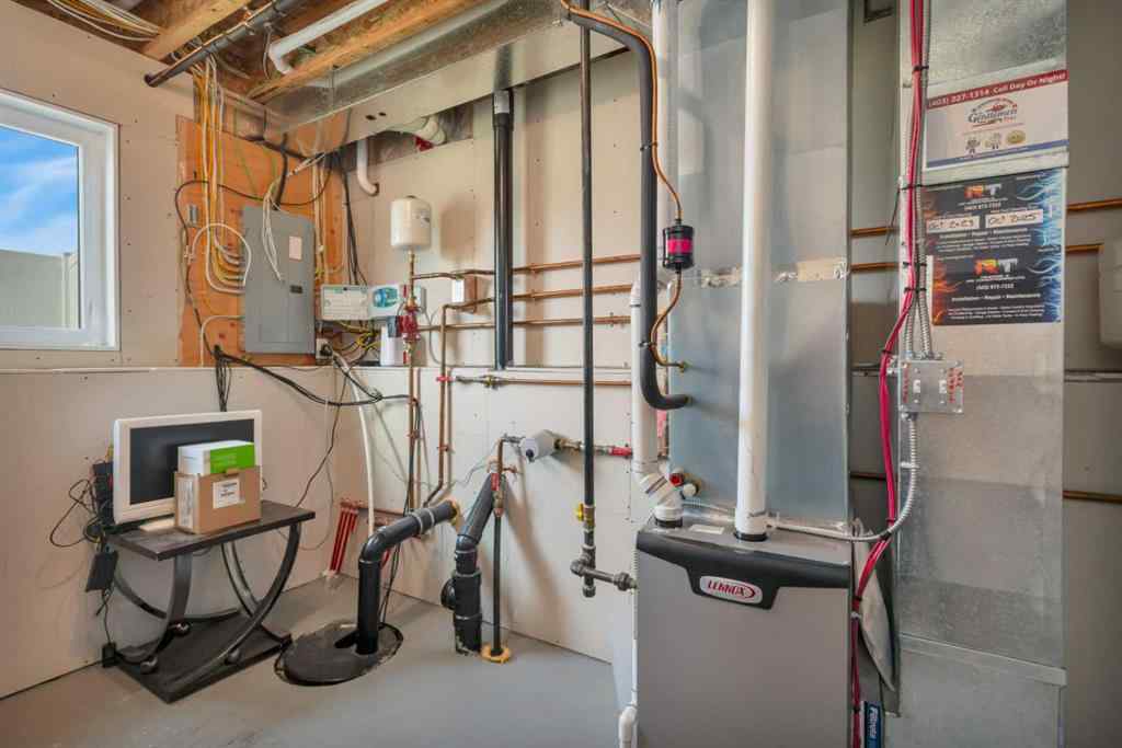 MLS® A2253747 - 22 Coachill Street  in Cottonwood Estates Blackfalds, Residential