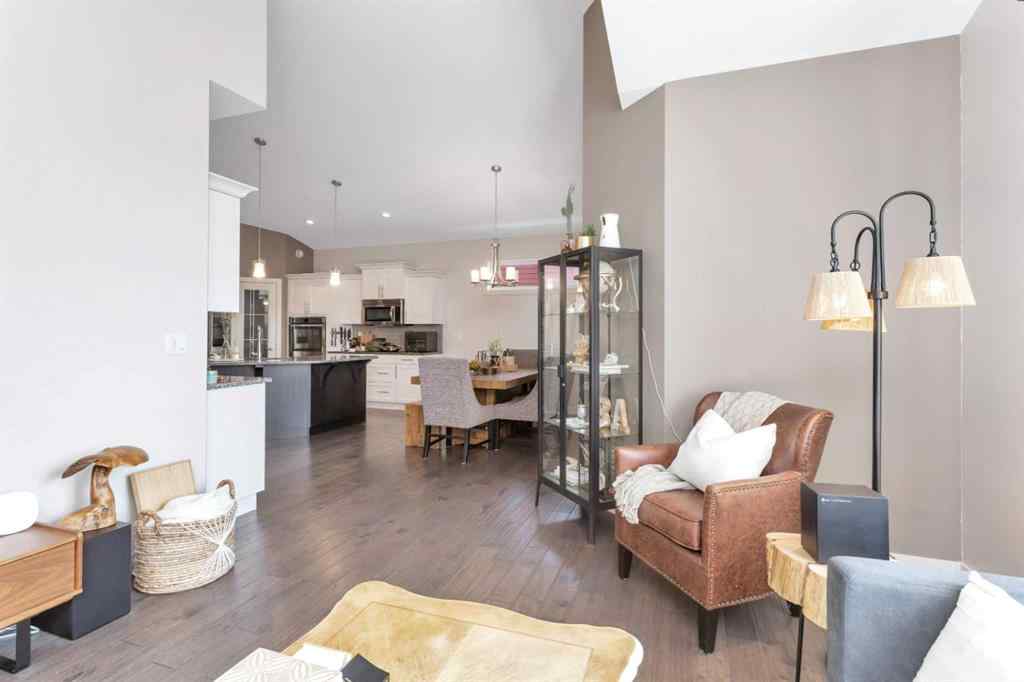 MLS® A2253747 - 22 Coachill Street  in Cottonwood Estates Blackfalds, Residential