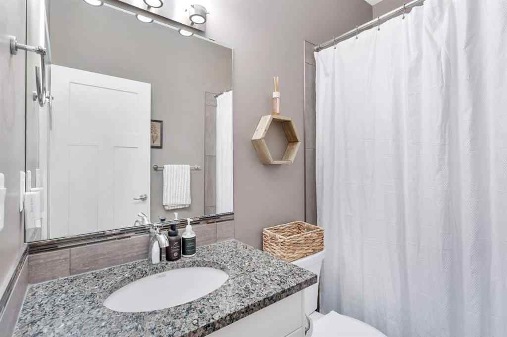 MLS® A2253747 - 22 Coachill Street  in Cottonwood Estates Blackfalds, Residential