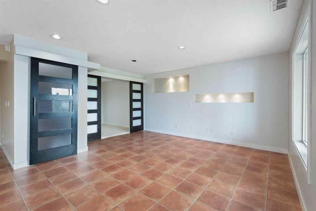 MLS® A2253751 - 5 Bridlecrest Street SW in Bridlewood Calgary, Residential