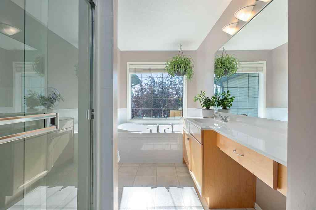 MLS® A2253752 - 18 Tuscany Ravine Terrace NW in Tuscany Calgary, Residential