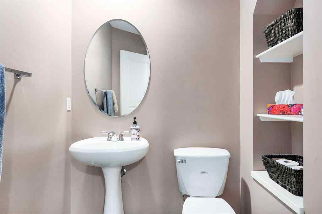 MLS® A2253752 - 18 Tuscany Ravine Terrace NW in Tuscany Calgary, Residential