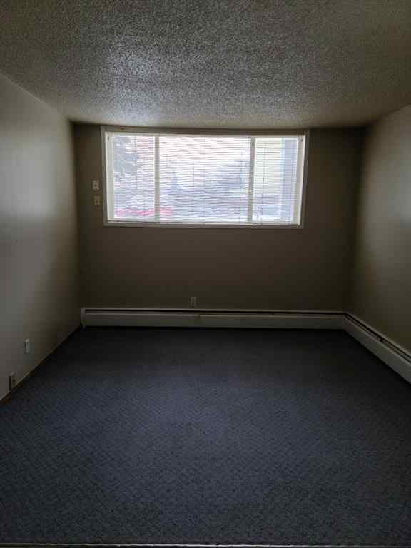 MLS® A2253757 - Unit #A8 9503 88 Avenue  in North End Peace River, Residential