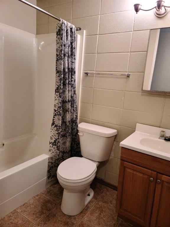 MLS® A2253757 - Unit #A8 9503 88 Avenue  in North End Peace River, Residential