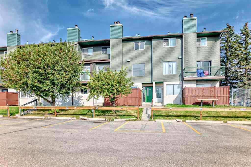 MLS® A2253759 - Unit #10 2511 38 Street NE in Rundle Calgary, Residential