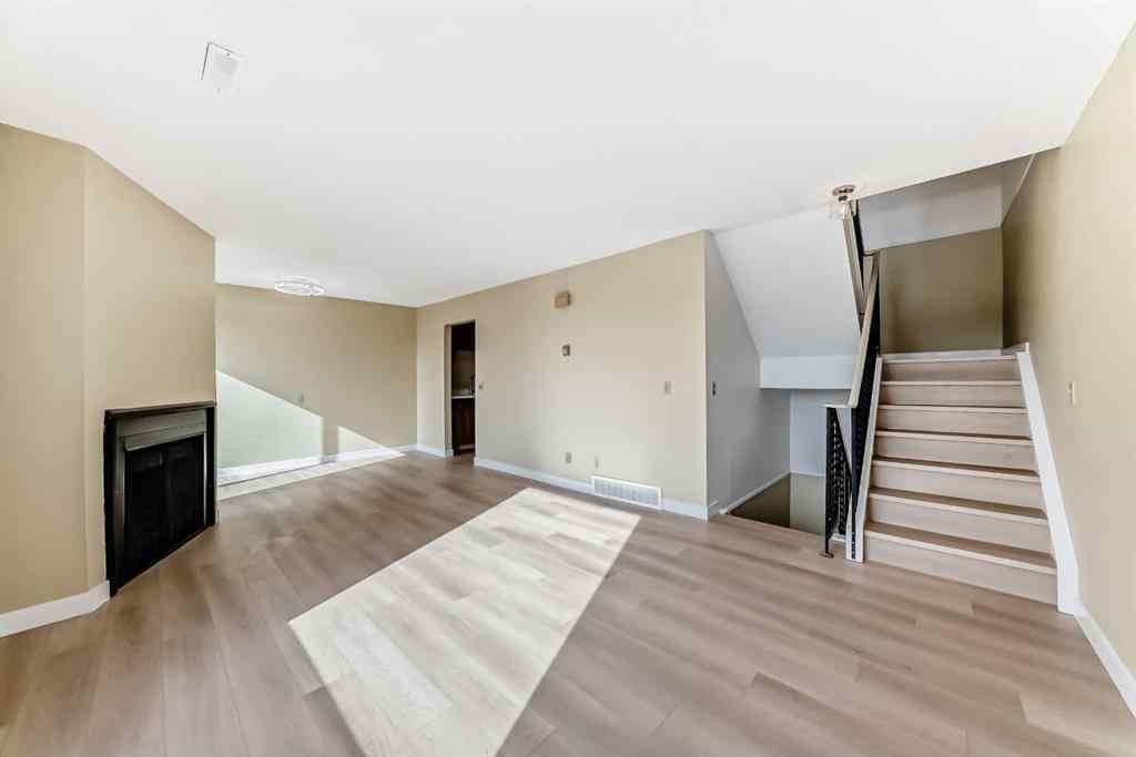 MLS® A2253759 - Unit #10 2511 38 Street NE in Rundle Calgary, Residential