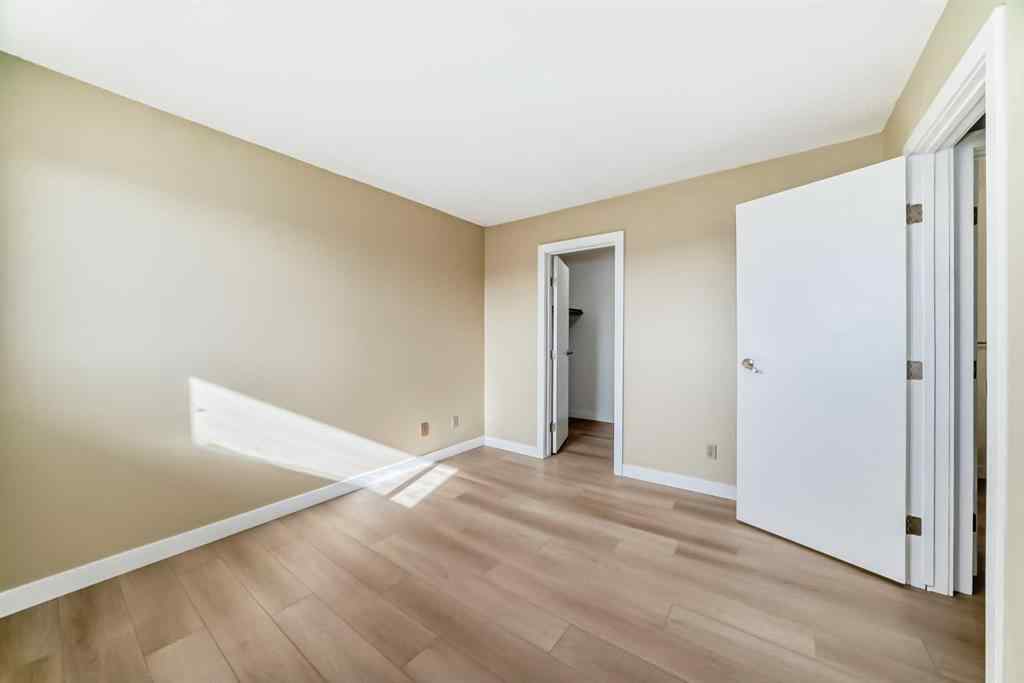 MLS® A2253759 - Unit #10 2511 38 Street NE in Rundle Calgary, Residential