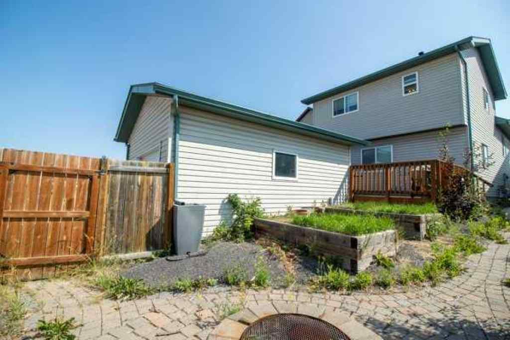 MLS® A2253763 - 39 Saddlemont Manor NE in Saddle Ridge Calgary, Residential