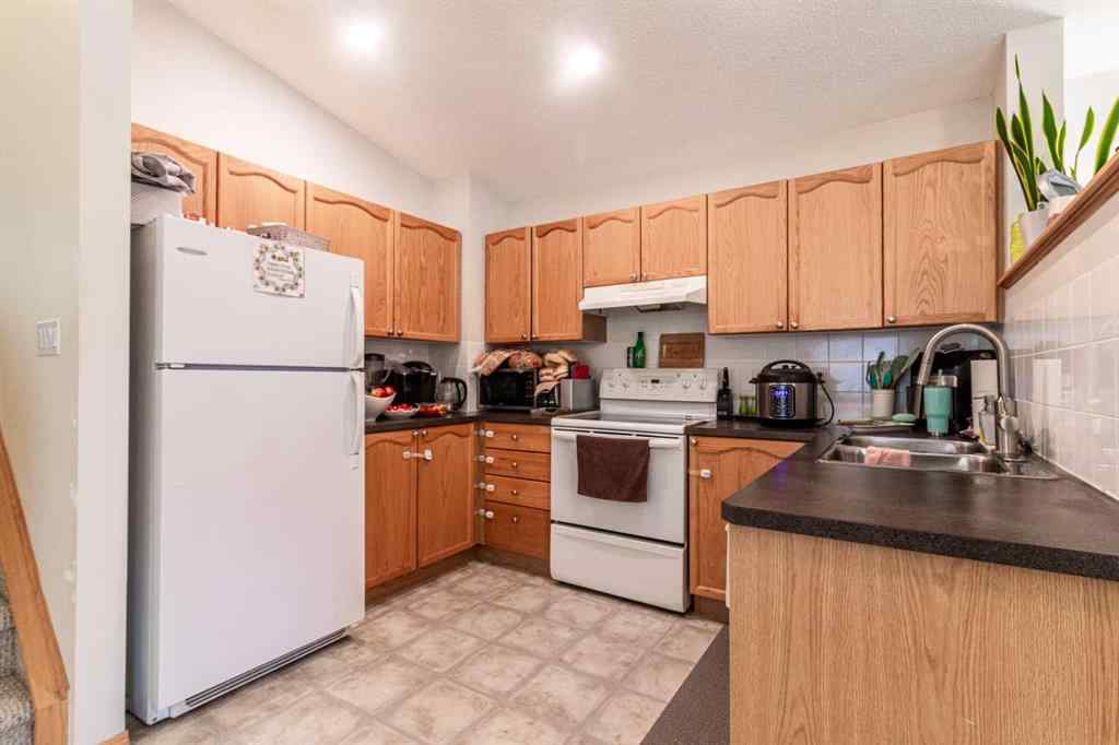 MLS® A2253763 - 39 Saddlemont Manor NE in Saddle Ridge Calgary, Residential