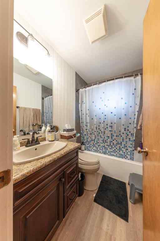 MLS® A2253766 - 5711 51 Street   in West Lloydminster Lloydminster, Residential
